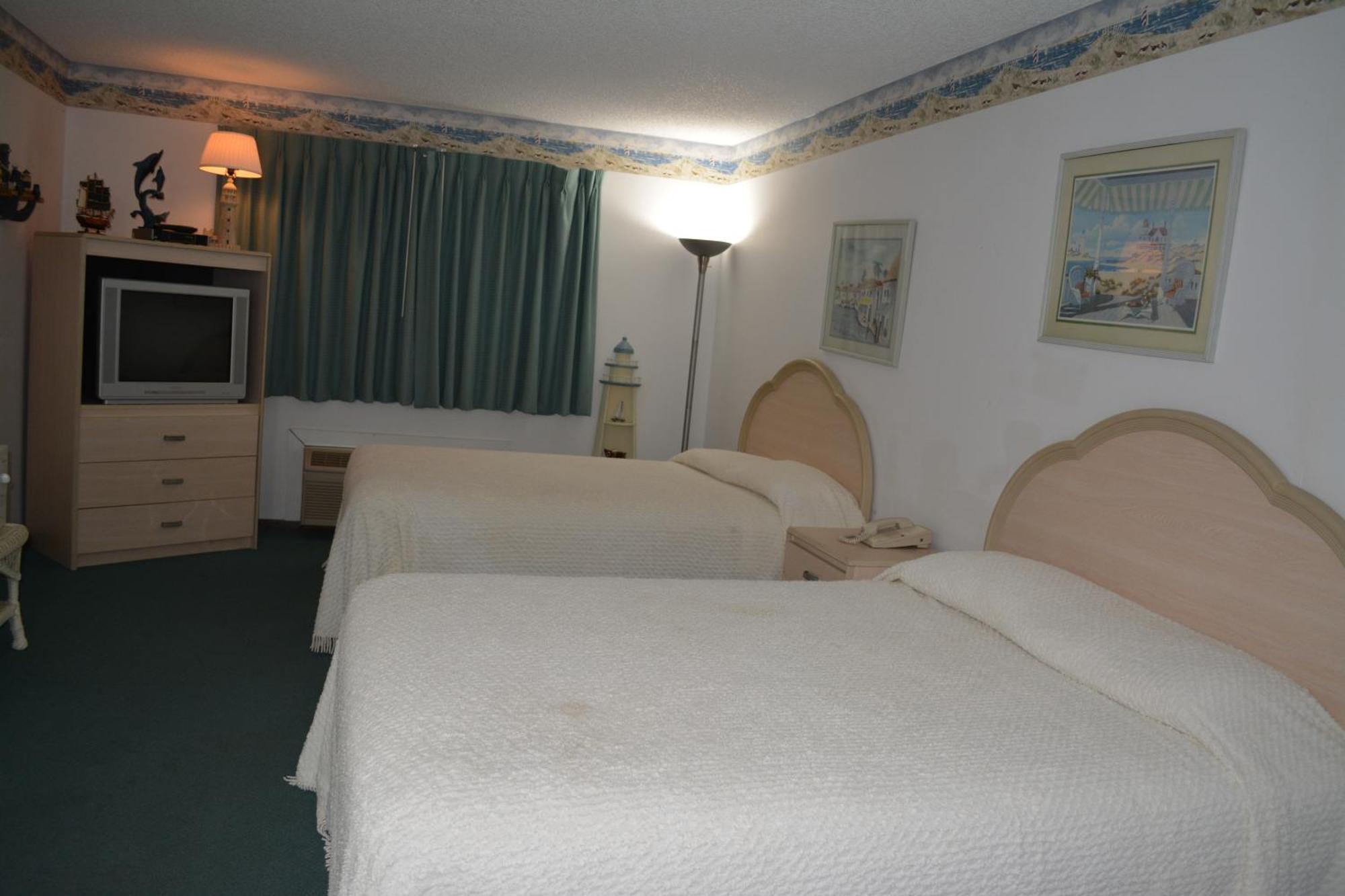 Bloomer Inn & Suites Номер фото